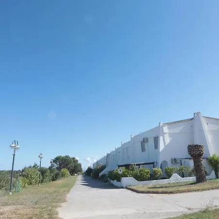 Residenz Cala Di Seta Dreizimmer-wohnung Mario Fuer 5 Personen Апартаменты *