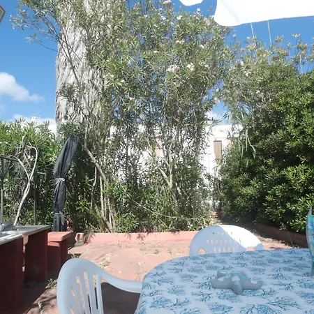 Residenz Cala Di Seta Dreizimmer-wohnung Mario Für 5 Personen