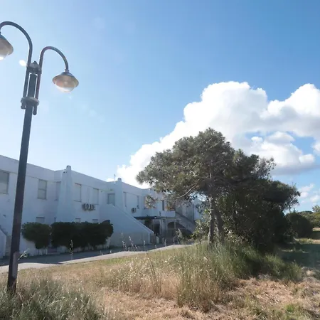 Apartment Residenz Cala Di Seta Dreizimmer-wohnung Mario Für 5 Personen *